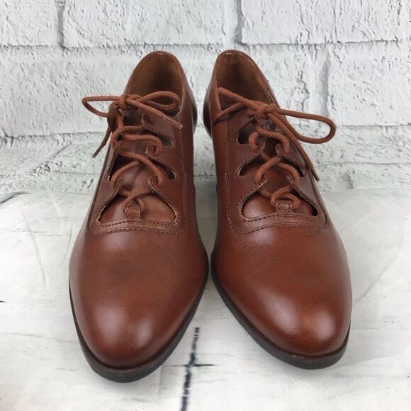 Kings Bay Laced Up Shoes - Picture 2 of 6